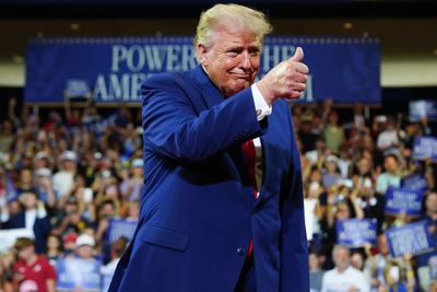 Trump says tariffs won’t hurt US economy, claims levies will bring ‘hundreds of billions of dollars’ in investments