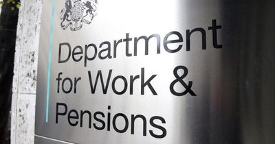 Universal Credit top-up for teenagers to avoid apprenticeship 'cliff edge'