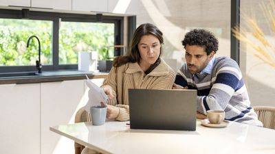 I'm a Financial Adviser: My College House-Painting Job Taught Me the Best Way to Compare Professional Fees — and It Works for Financial Advice, Too