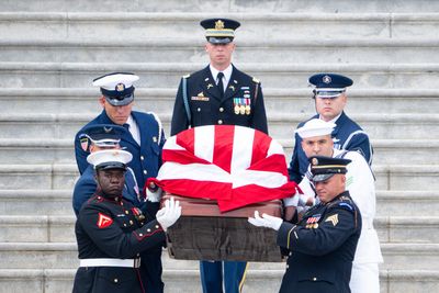 Sen. Lindsey Graham leaves the Capitol a final time