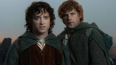 The LOTR Cast's Low Pay Is Viral Again Thanks To Sean Astin's 'Go----n Right' Comments