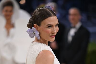 Karlie Kloss praises ‘amazing couple’ Taylor Swift and Travis Kelce after wedding