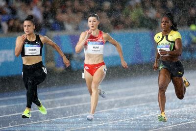Commonwealth Games: Amy Hunt forced to settle for women’s 100m silver as England’s 40-year drought goes on