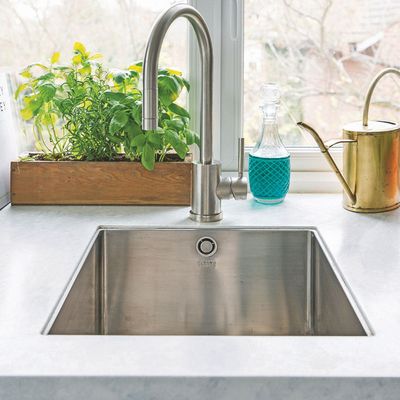 5 ways to get flies out of the house – expert-approved ways to banish these annoying visitors and maintain a fly-free home