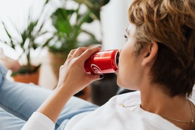 A Preliminary Study Finds That Soda Shifted Mouth Acidity Far More Than Unsweetened Sparkling Water Did