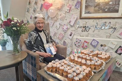 Centenarian marks 105th birthday in style with 105 cards from around the world