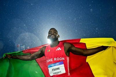 Eseme, Hobbs shine in Glasgow rain to win 100m Commonwealth gold