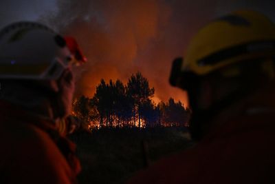 A heat wave threatens to reignite France’s mega-fire near Bordeaux