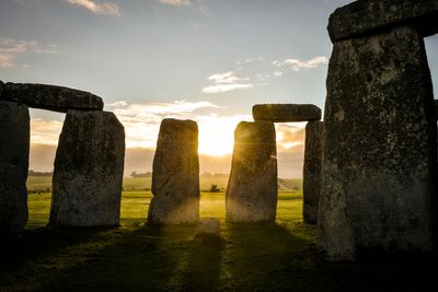 Visitors given the chance to spend 20 minutes alone at Stonehenge
