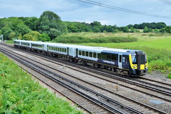 More rail services in England set to slow as heatwave shrinks soil