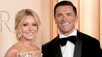 Kelly Ripa and Mark Consuelos’s Corner Sectional Is a Study in Social Layouts – They Perfect 'Talk Show' Intimacy for Living Rooms