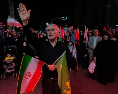First Thing: US blocks Iranian missile barrage as pause in fighting falters