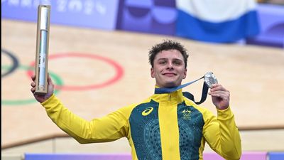 Australian defector pulls out of Glasgow showdown