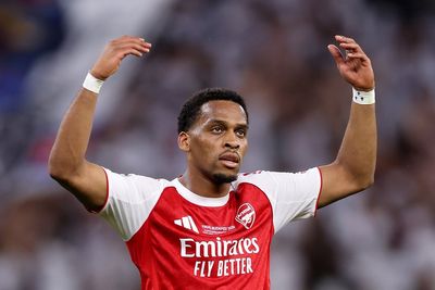 Jurrien Timber leaves Arsenal pre-season camp in latest injury blow