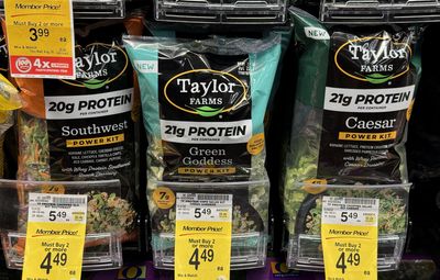 Lettuce Supplier Met Privately with White House Officials as Federal Cyclospora Investigation Named Its Product