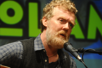 Glen Hansard Dies Aged 56: From Dublin Streets to Oscar Glory, 'Once' Star Killed in Motorbike Crash