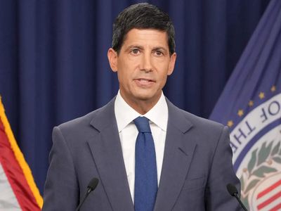 US Fed chair Kevin Warsh says this after holding rates steady