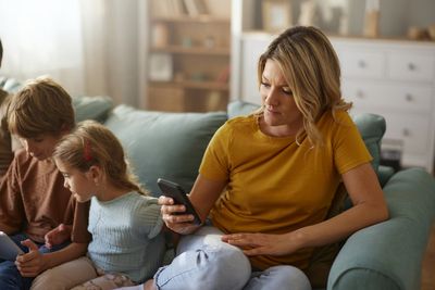 Parents ‘missing quality time’ with children due to excessive phone usage