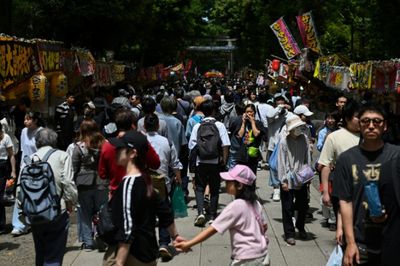 Japanese population below 120 million for first time in decades