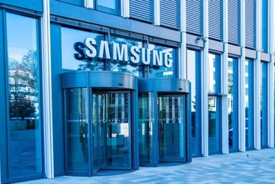 Samsung Stock Jumps Over 6% In Seoul as AI Memory Business Delivers Record Profit: 'Supply Constraints' Expected to Continue