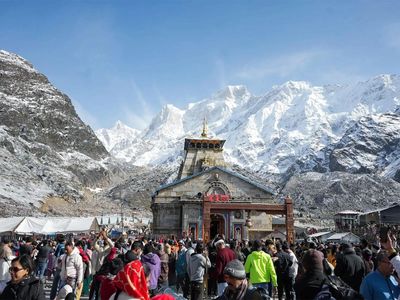 Landslides disrupt traffic on Kedarnath Highway in Rudraprayag; restoration underway