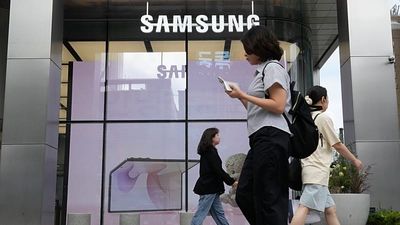 Samsung profit jumps 1,814% as South Korean tech giants benefit from global AI boom