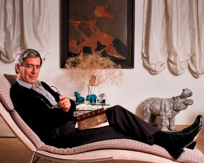 Mario Vargas Llosa by Gerald Martin review – the Peruvian leftist who fell in love with Margaret Thatcher