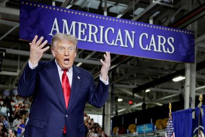 Trump’s economic victory lap hits a reality check from his own supporters