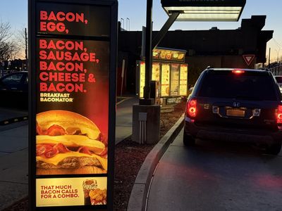 Fast-food execs keep pushing for more AI systems, but fail to see the big picture: Customers still want humans