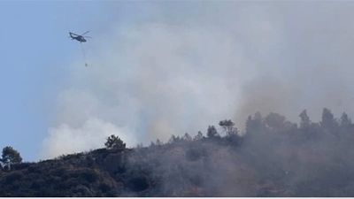 Hundreds evacuated as wildfires sweep Turkey's western and southern coasts