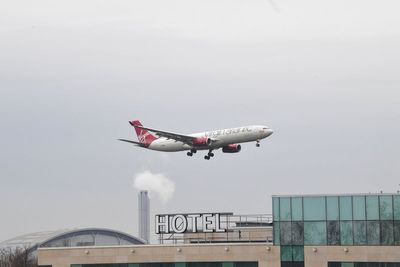 Engineer died of brain injury after incident at Heathrow Airport, inquest hears