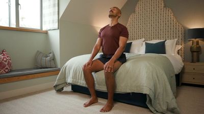I’m a yoga therapist specializing in Parkinson’s and these are my four recommended exercises to improve posture and mobility