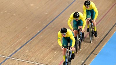 Australia qualify fastest in men's team sprint at Games
