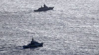 4 migrants die attempting to cross English Channel on overloaded 'taxi boats'