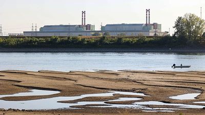 Hungary's Paks nuclear plant faces shutdown as Danube water levels hit record low