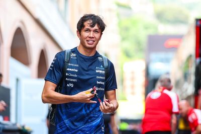 Alex Albon concludes month-long Williams F1 roadshow in South Africa