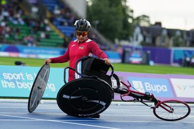 Four crashes and a disqualification: chaotic Commonwealth Games race to be replayed