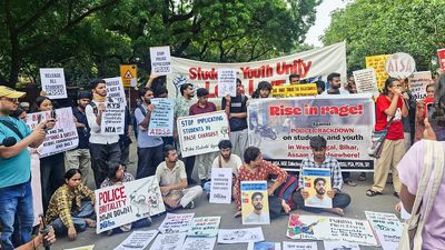 As DU reopens, students decode ‘thinly veiled threats’ and Jantar Mantar protests
