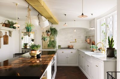 What Color Countertops Go with a White Kitchen? The Failsafe Combinations Designers Recommend
