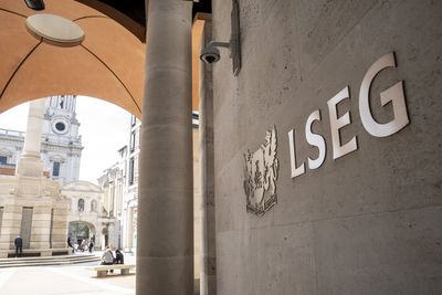 FTSE 100’s early promise fades as Bank of England holds rates
