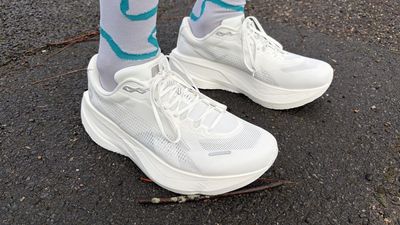 I bought this cheap Chinese running shoe to see how it compares to the biggest brands, and it blew me away