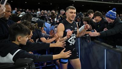 'Class and dignity': Carlton laud captain's milestone