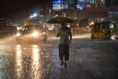 Gujarat weather today, July 31: Red alert in Vadodara, Ahmedabad; check Jamnagar, Gandhinagar forecast