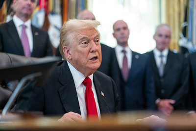 'Literally Sleepwalking': White House Insider Leak Expose Donald Trump's Alleged Severe Cognitive Decline