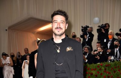 I Will Wait: Marcus Mumford 'banned' from listening to music at home by wife Carey Mulligan