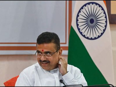Suvendu Adhikari alleges Rs 15,000 crore revenue leak in Birbhum under TMC rule, accuses Mamata of complicity