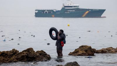 More than 48,000 migrants return to Morocco after thousands cross border into Spain