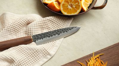 5 Japanese Lessons in Kitchen Knife Storage That Make So Much Sense to Follow
