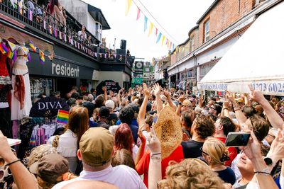 Nick Cave and the Bad Seeds play surprise rooftop gig at Brighton record shop
