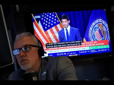 Two Fed dissenters say higher interest rates needed to combat inflation